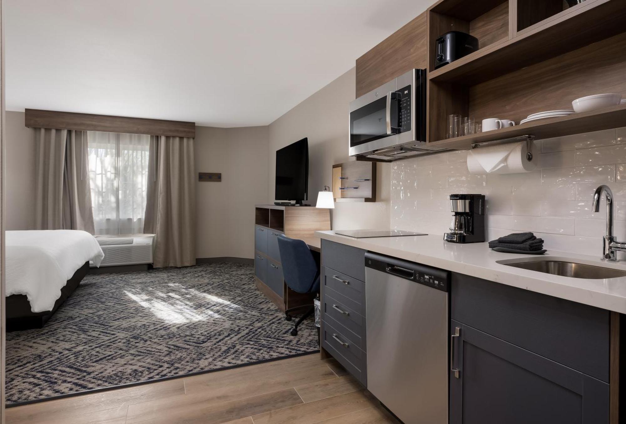 Studio Suite Two Double Beds